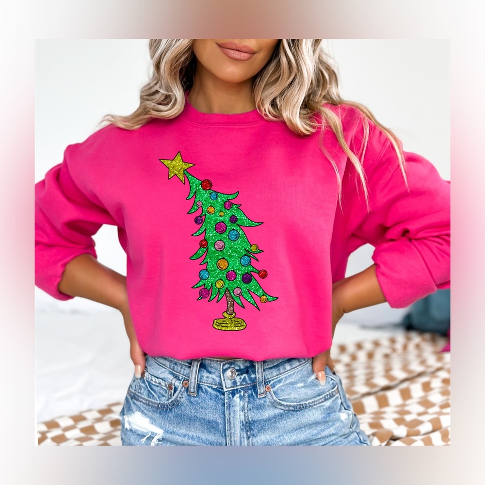 Vibrant Pink Holiday Sweatshirt Christmas Tree Girls 7-8 Grinch Cindy Lou Hou